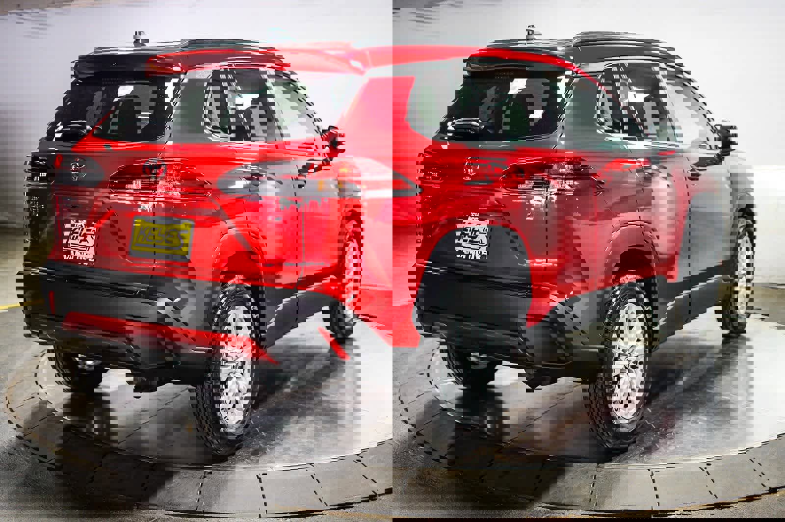 Certified 2026 Toyota Corolla Cross LE image 9