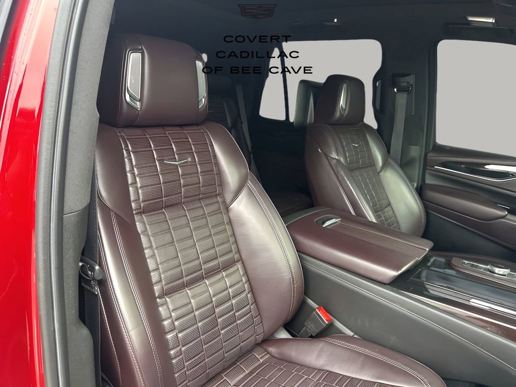 Used 2022 Cadillac Escalade Sport Platinum w/ Heavy-Duty Trailer Package image 17