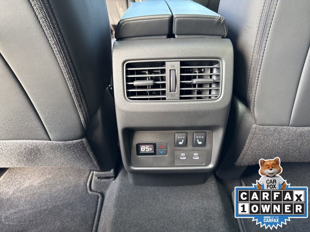 Used 2025 Nissan Rogue Platinum w/ Platinum Premium Package image 12
