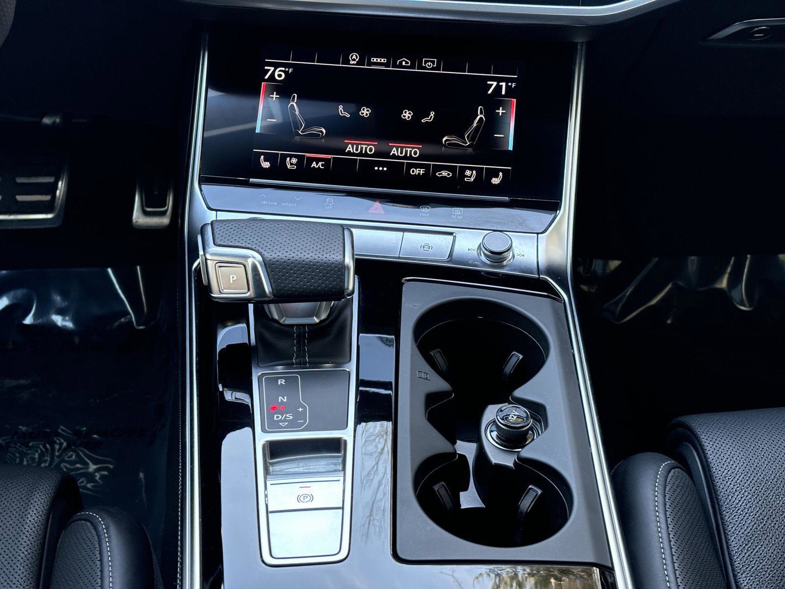 Used 2022 Audi S6 Premium Plus image 32