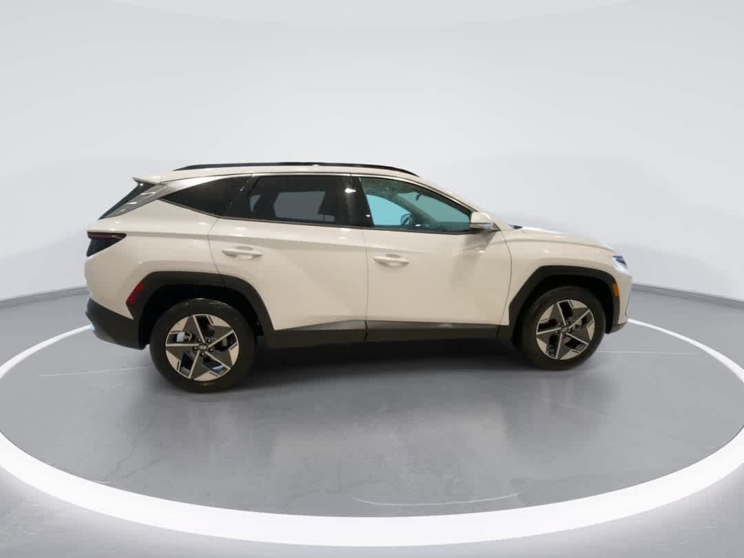Used 2025 Hyundai Tucson SEL AWD/4WD image 9