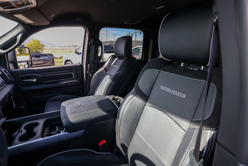 New 2025 RAM 3500 Laramie w/ Night Edition image 15