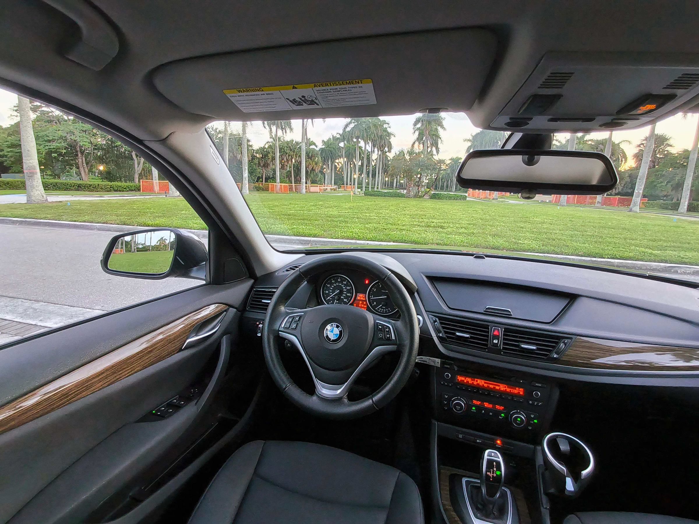 Used 2015 BMW X1 sDrive28i RWD image 25