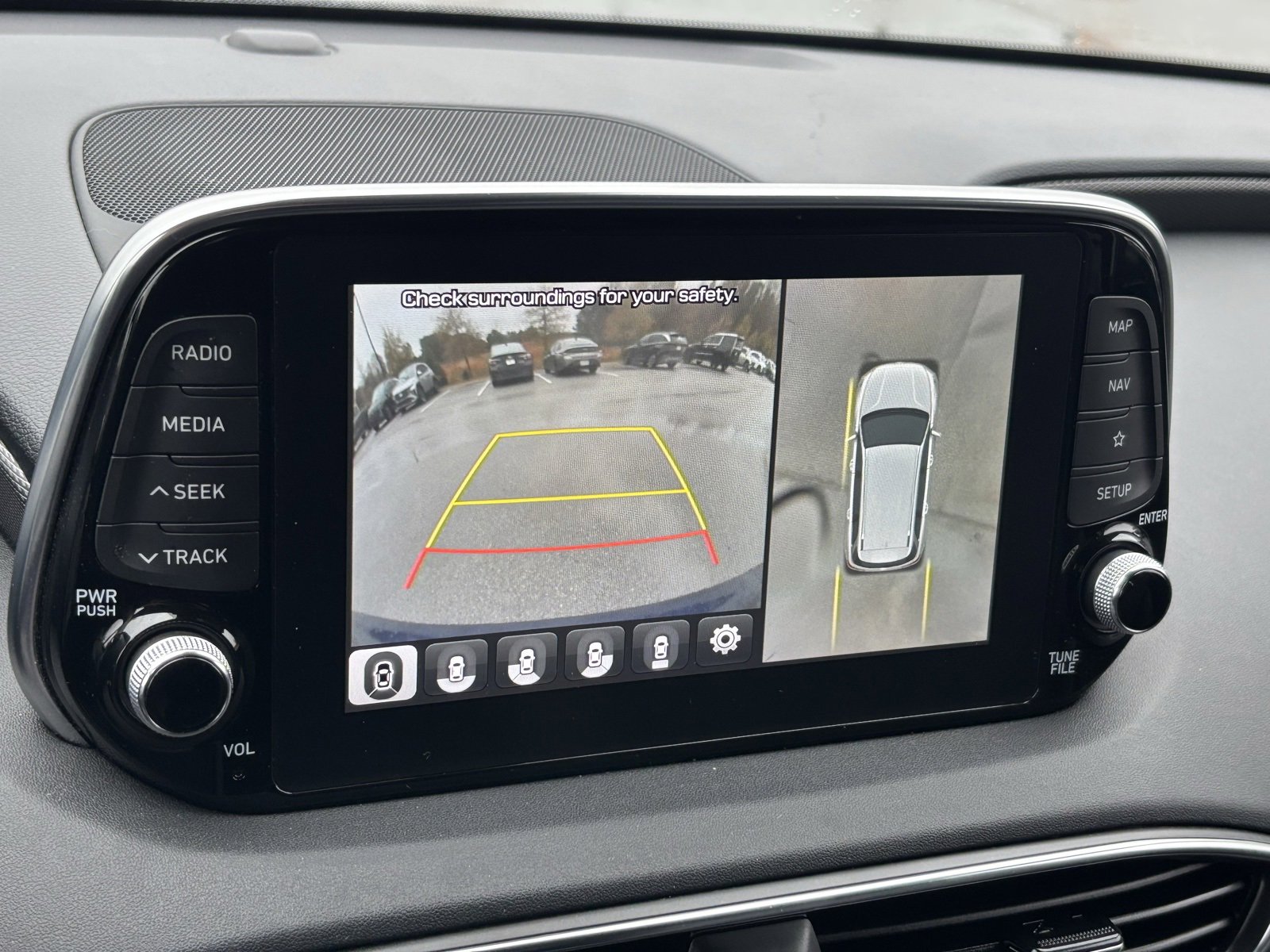 Used 2020 Hyundai Santa Fe Limited image 23