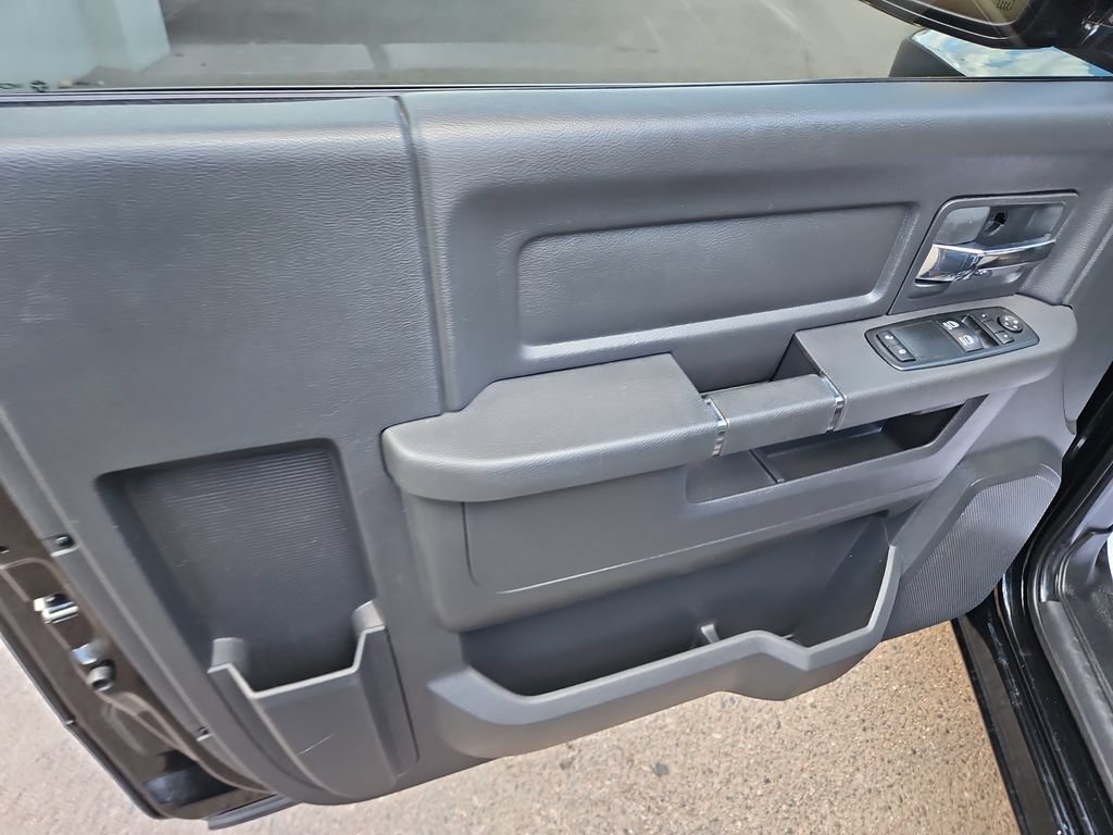 Used 2012 RAM 1500 Sport RWD image 10