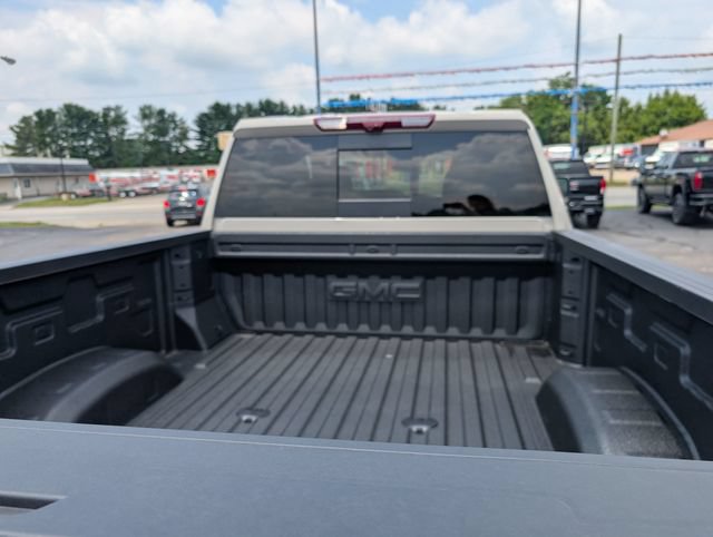 New 2026 GMC Sierra 3500 AT4 w/ AT4 Premium Plus Package AWD/4WD image 9