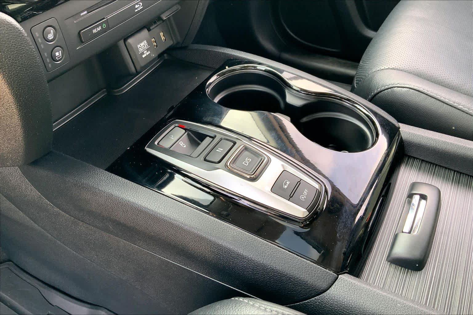 Certified 2017 Honda Pilot Elite image 17