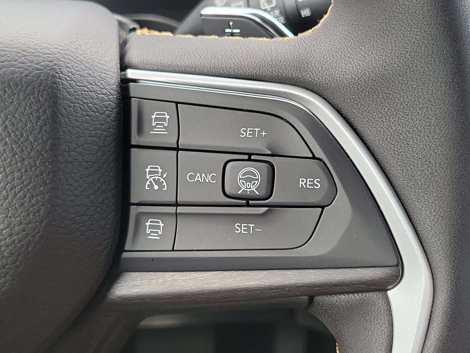 New 2026 Jeep Grand Cherokee L Limited AWD/4WD image 14