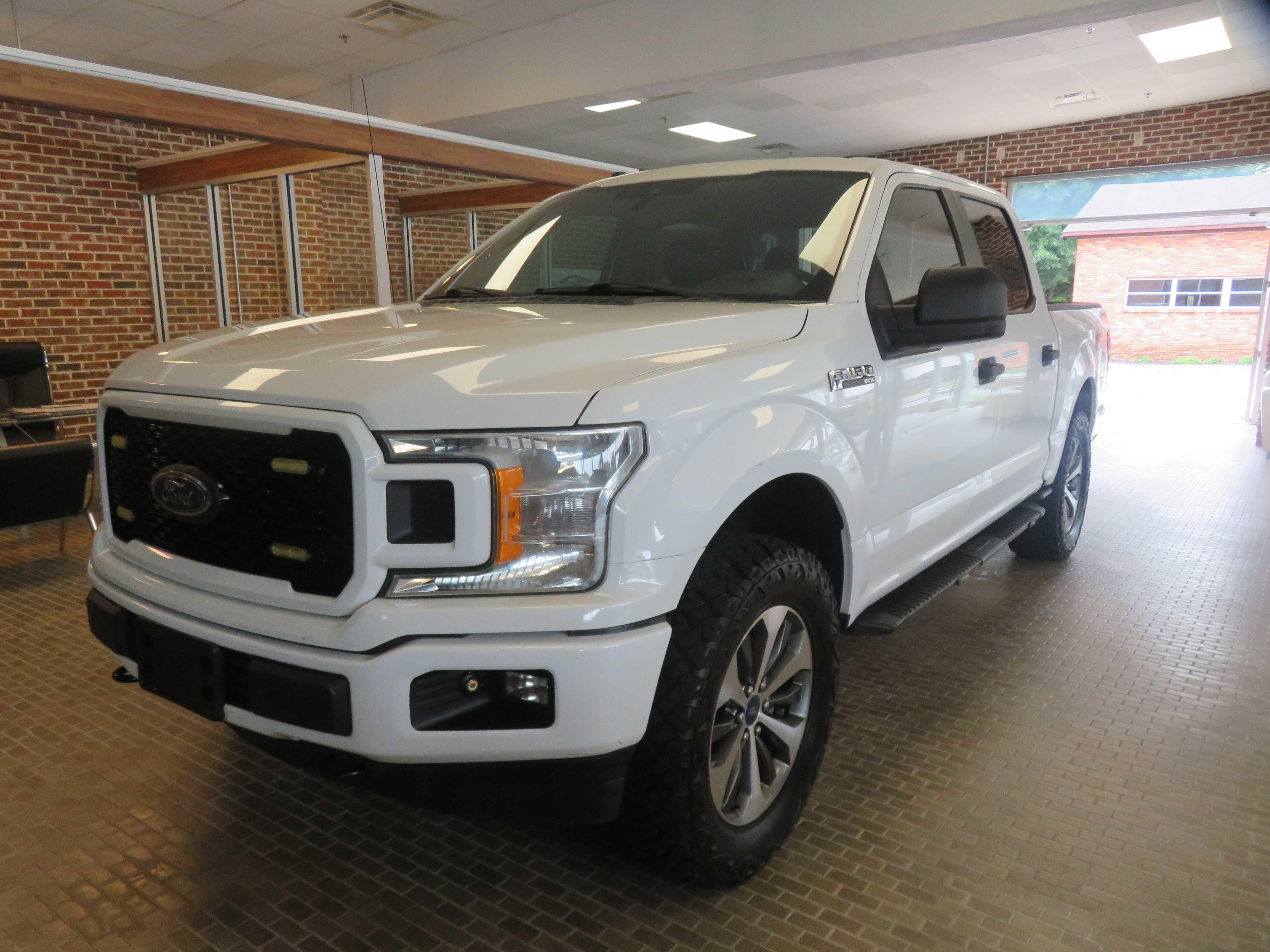 Used 2019 Ford F150 XL w/ Equipment Group 101A Mid