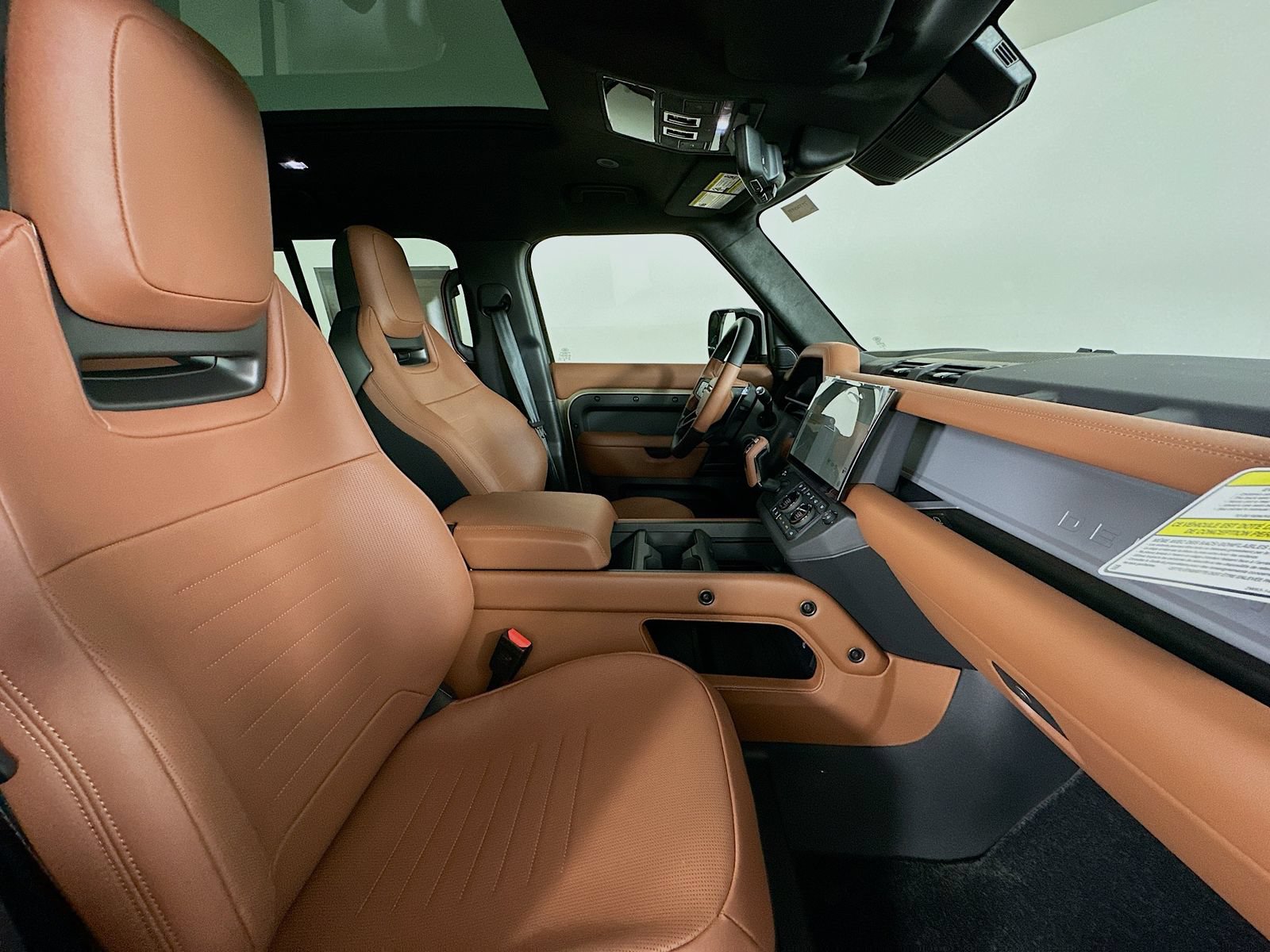 New 2026 Land Rover Defender 110 OCTA AWD/4WD image 44