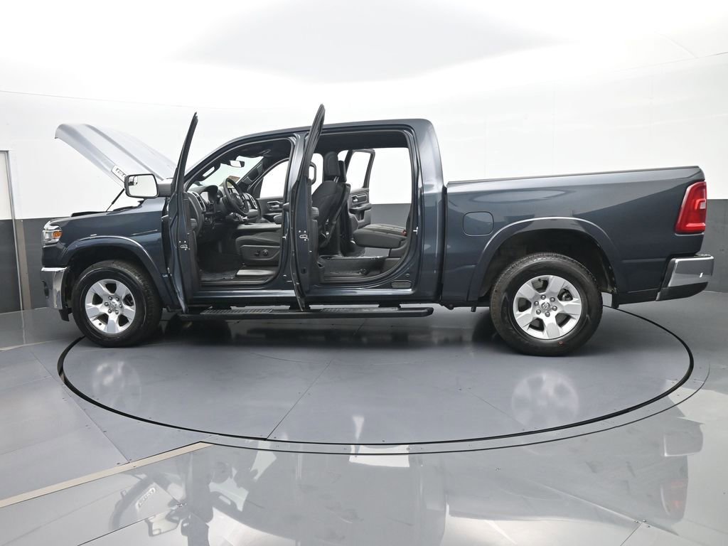 Used 2025 RAM 1500 Big Horn AWD/4WD image 77