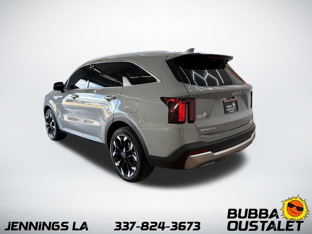 Used 2025 Kia Sorento EX w/ Panoramic Sunroof Package FWD image 3