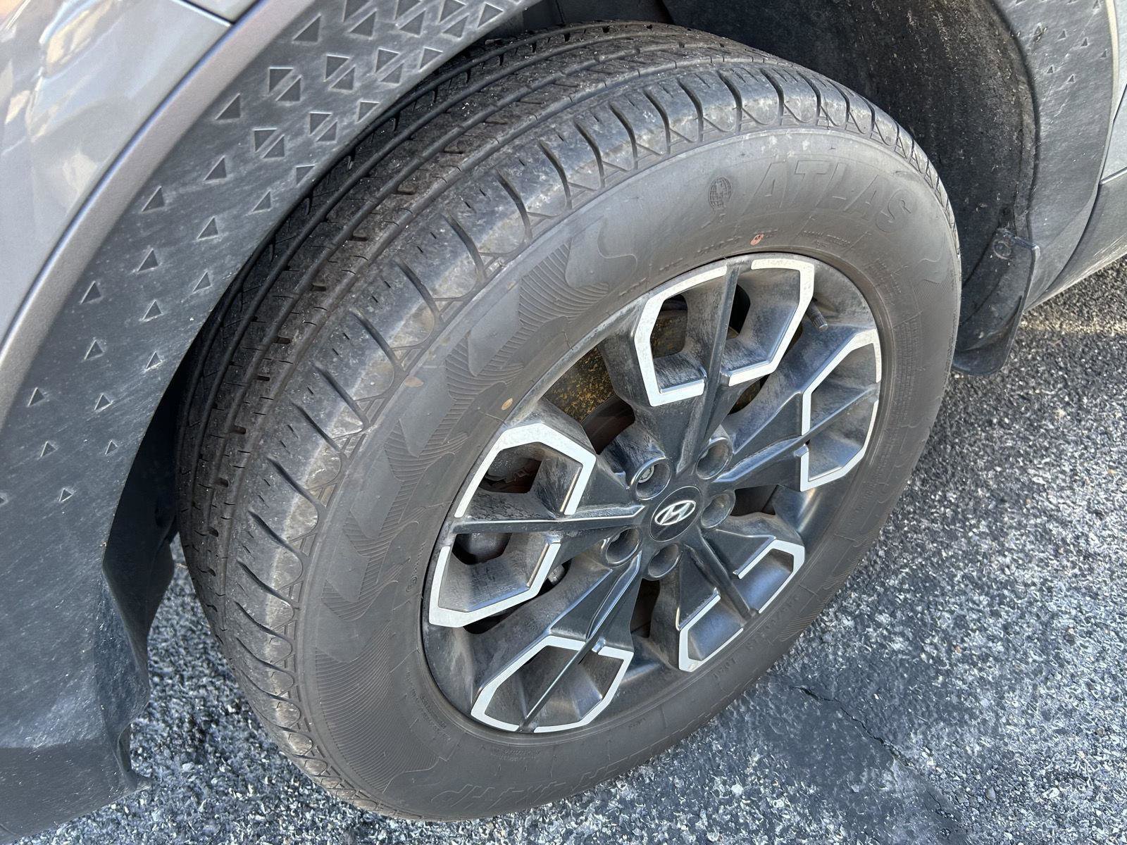 Used 2023 Hyundai Santa Cruz SEL w/ Activity Package AWD/4WD image 5