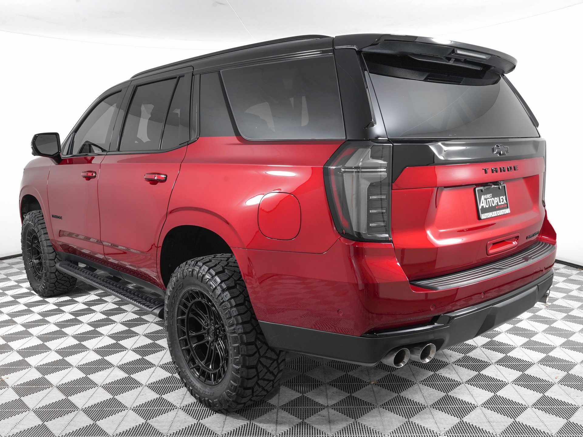 Used 2025 Chevrolet Tahoe Premier w/ Sun And Tow Package image 8