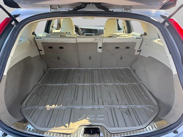 Used 2015 Volvo V60 T5 Premier image 9