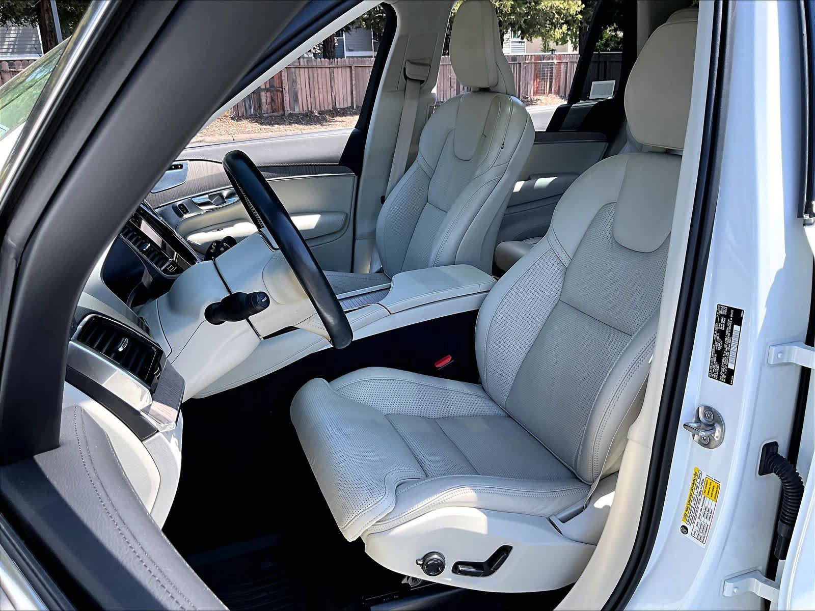 Used 2022 Volvo XC90 T6 Inscription w/ Advanced Package AWD/4WD image 28
