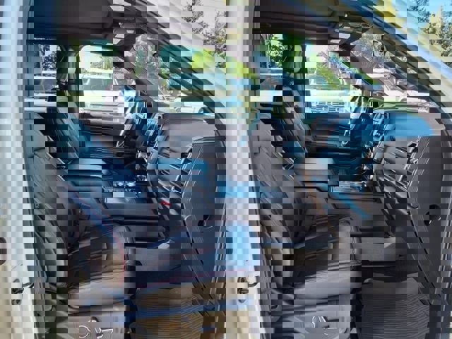 Certified 2021 Ford Expedition Limited AWD/4WD image 5