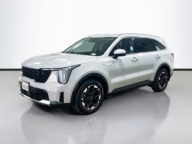 Certified 2024 Kia Sorento S image 3