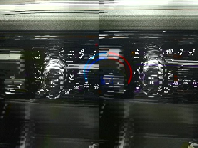 New 2026 GMC Sierra 1500 SLT w/ SLT Premium Plus Package image 10