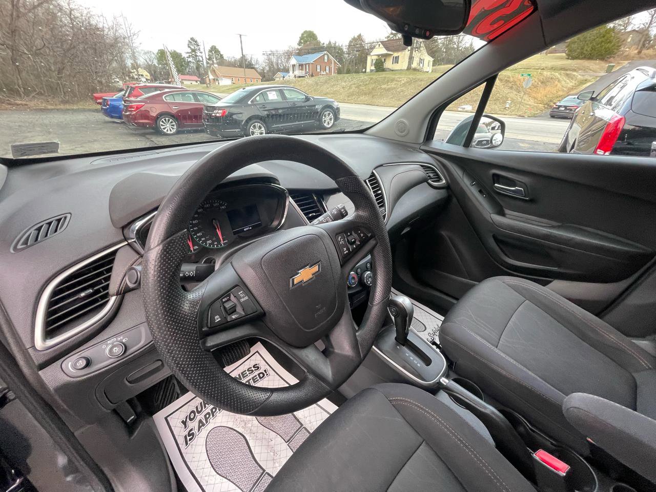 Used 2019 Chevrolet Trax LT image 18