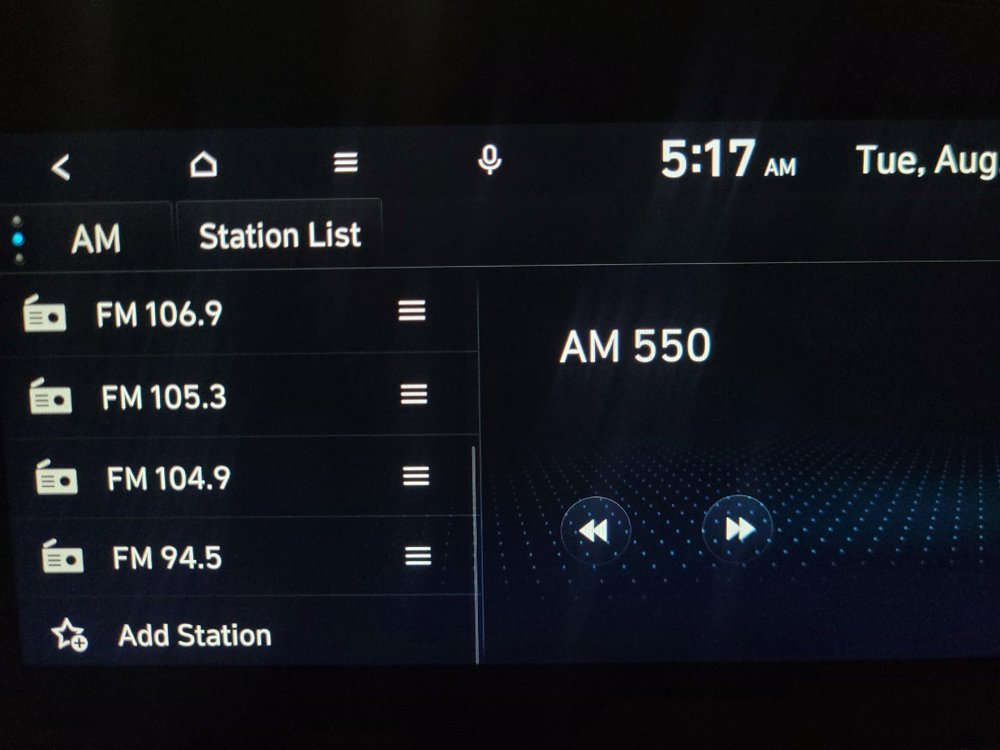 Used 2025 Hyundai Elantra SEL FWD image 25