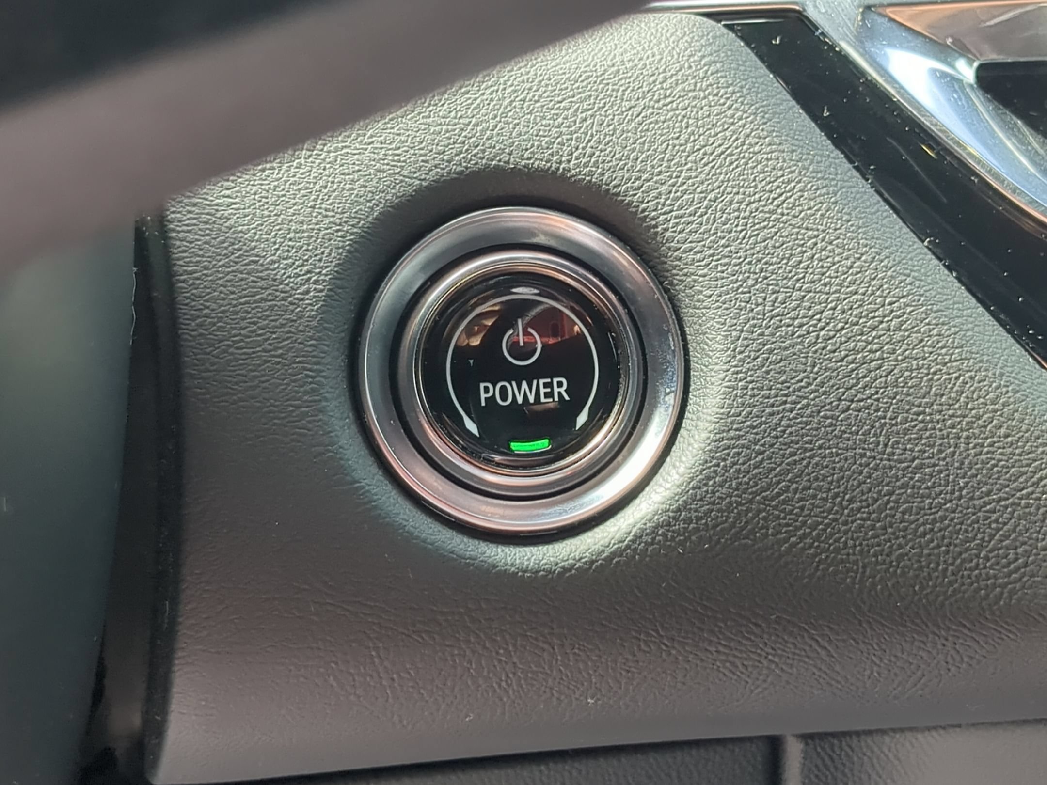 Certified 2024 Cadillac Lyriq Tech RWD image 16
