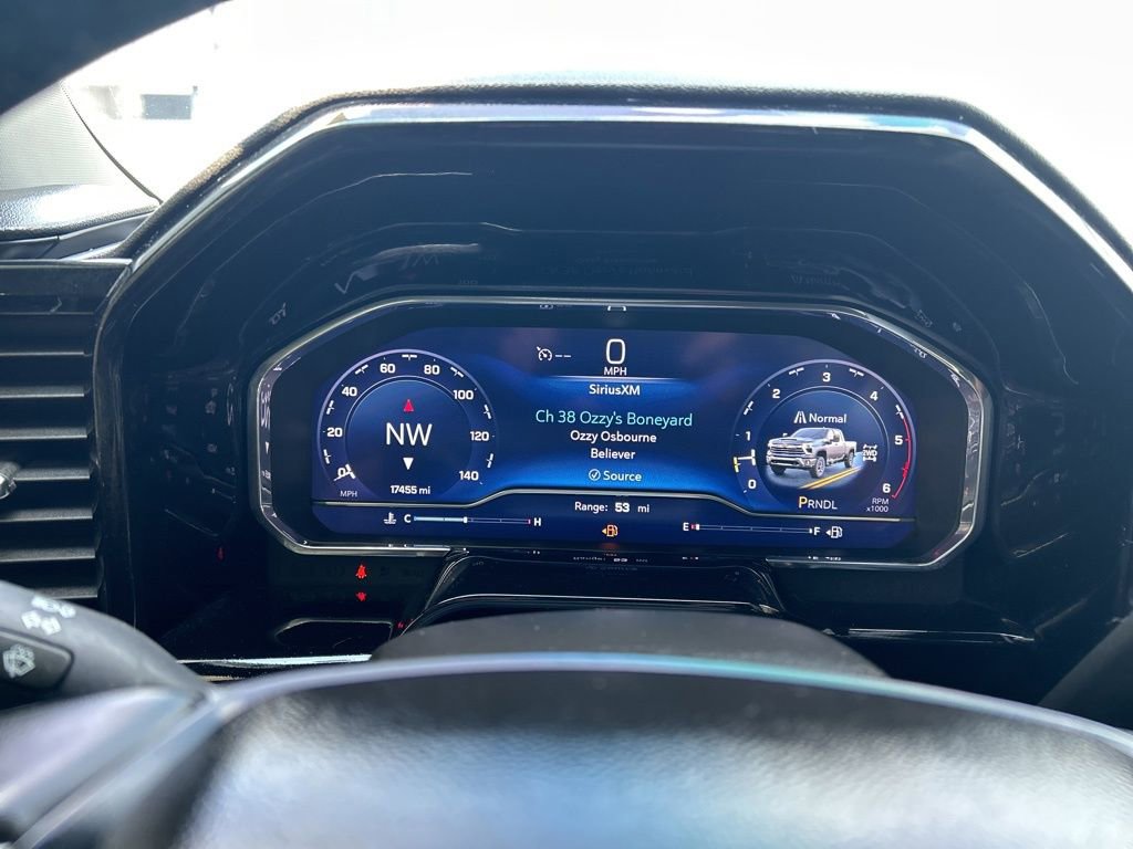 Used 2025 Chevrolet Silverado 2500 LTZ w/ LTZ Convenience Package image 20