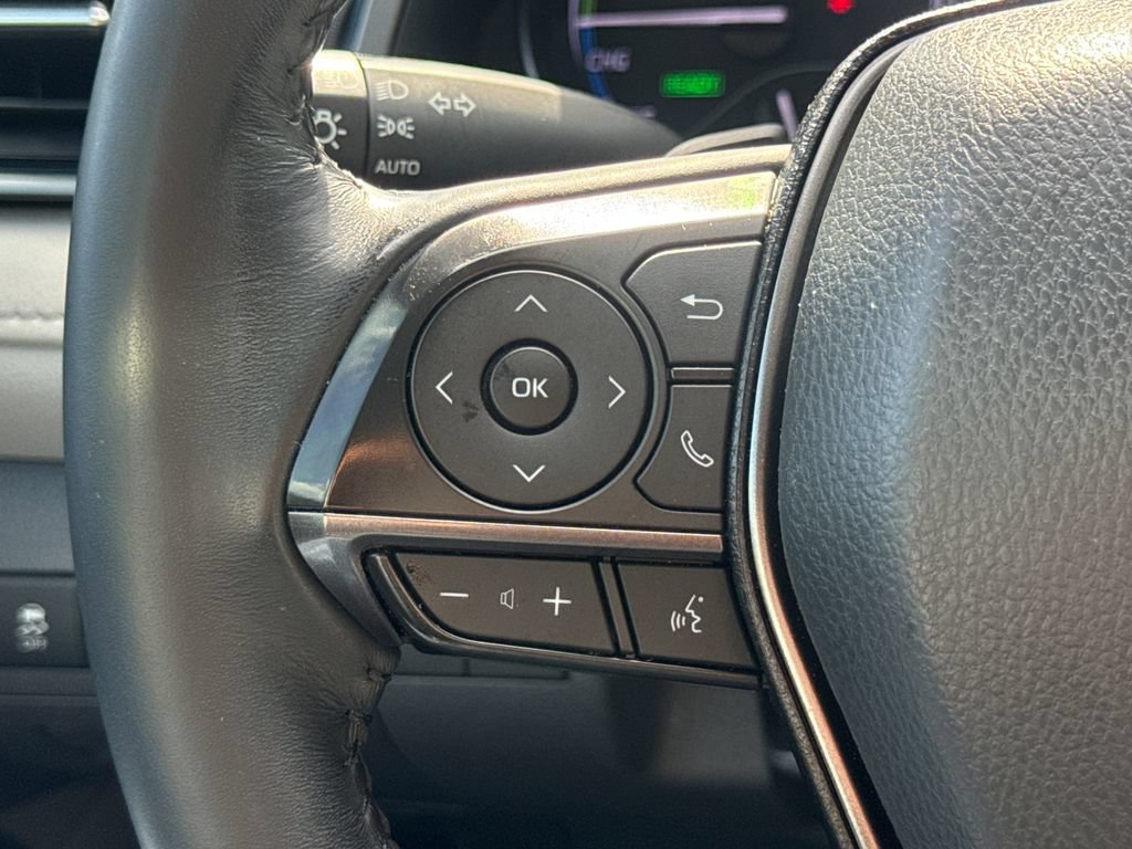 Used 2022 Toyota Camry SE FWD image 30