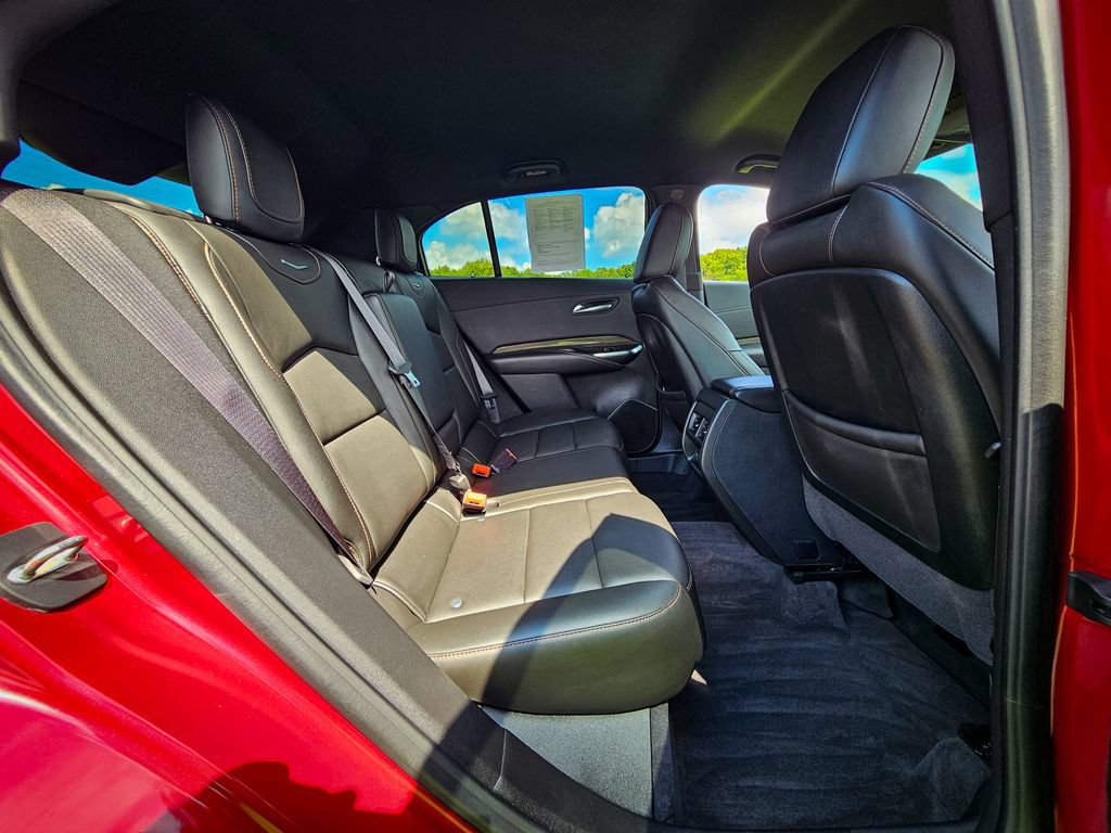 Used 2020 Cadillac XT4 Sport w/ Cold Weather Package AWD/4WD image 38