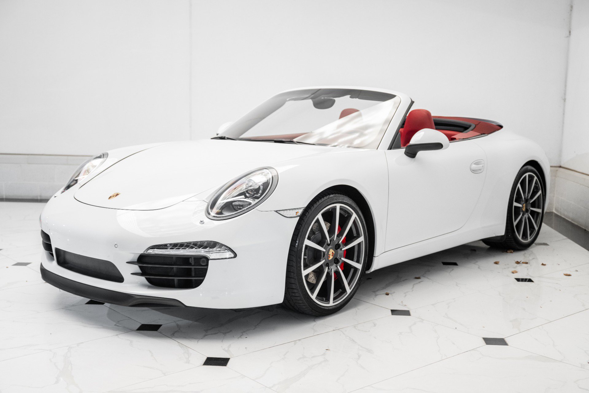 Used 2016 Porsche 911 Carrera S image 5