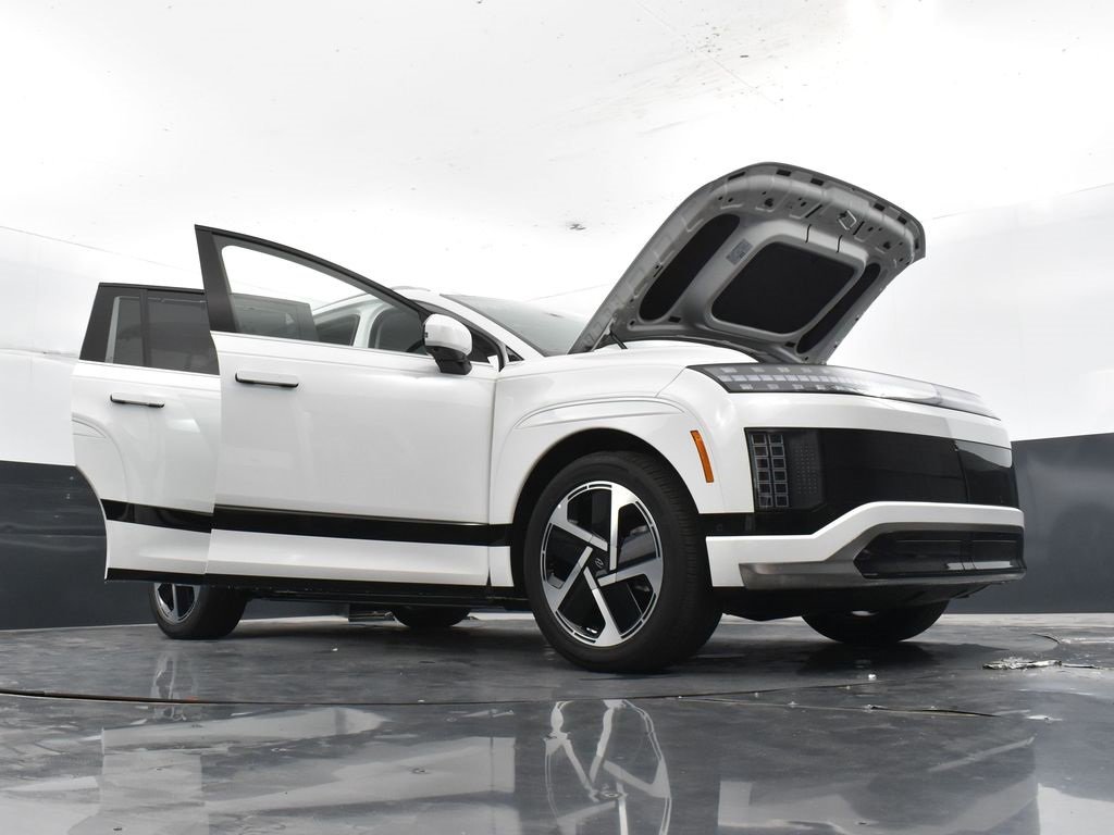 New 2026 Hyundai Ioniq 9 Calligraphy image 41