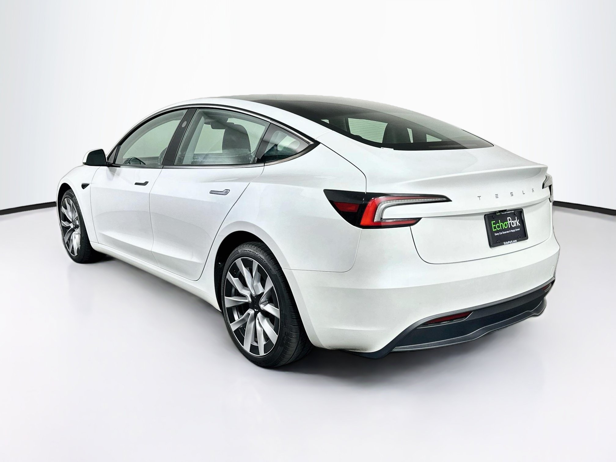 Used 2025 Tesla Model 3 Long Range RWD image 5