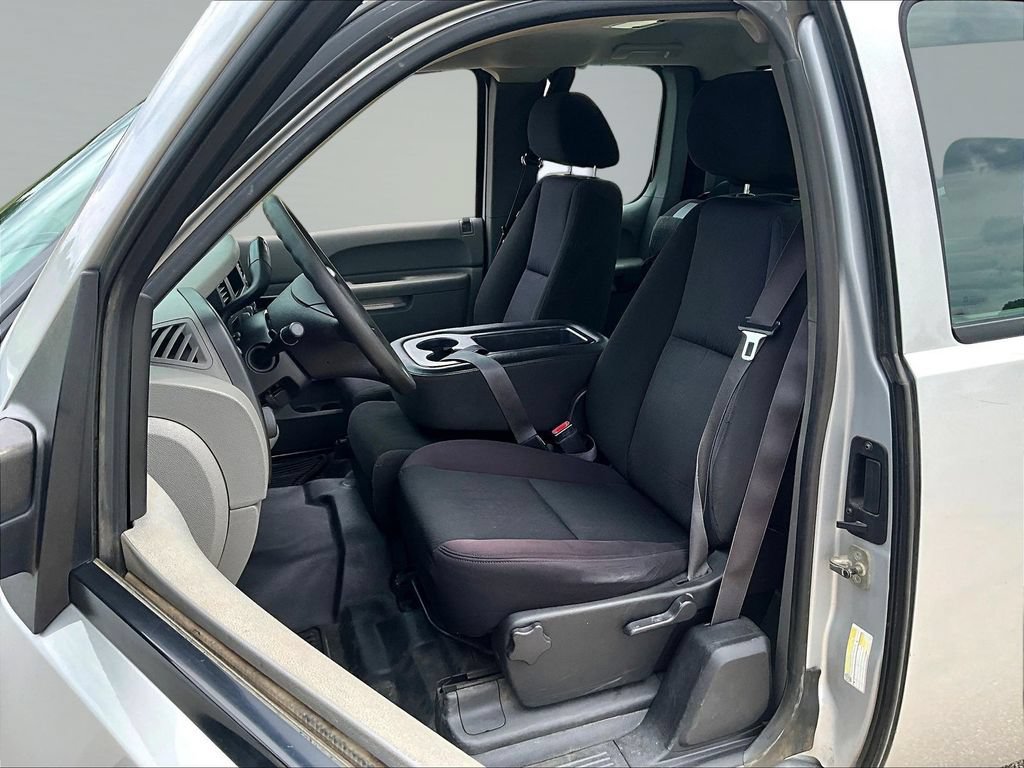 Used 2011 GMC Sierra 1500 W/T RWD image 17