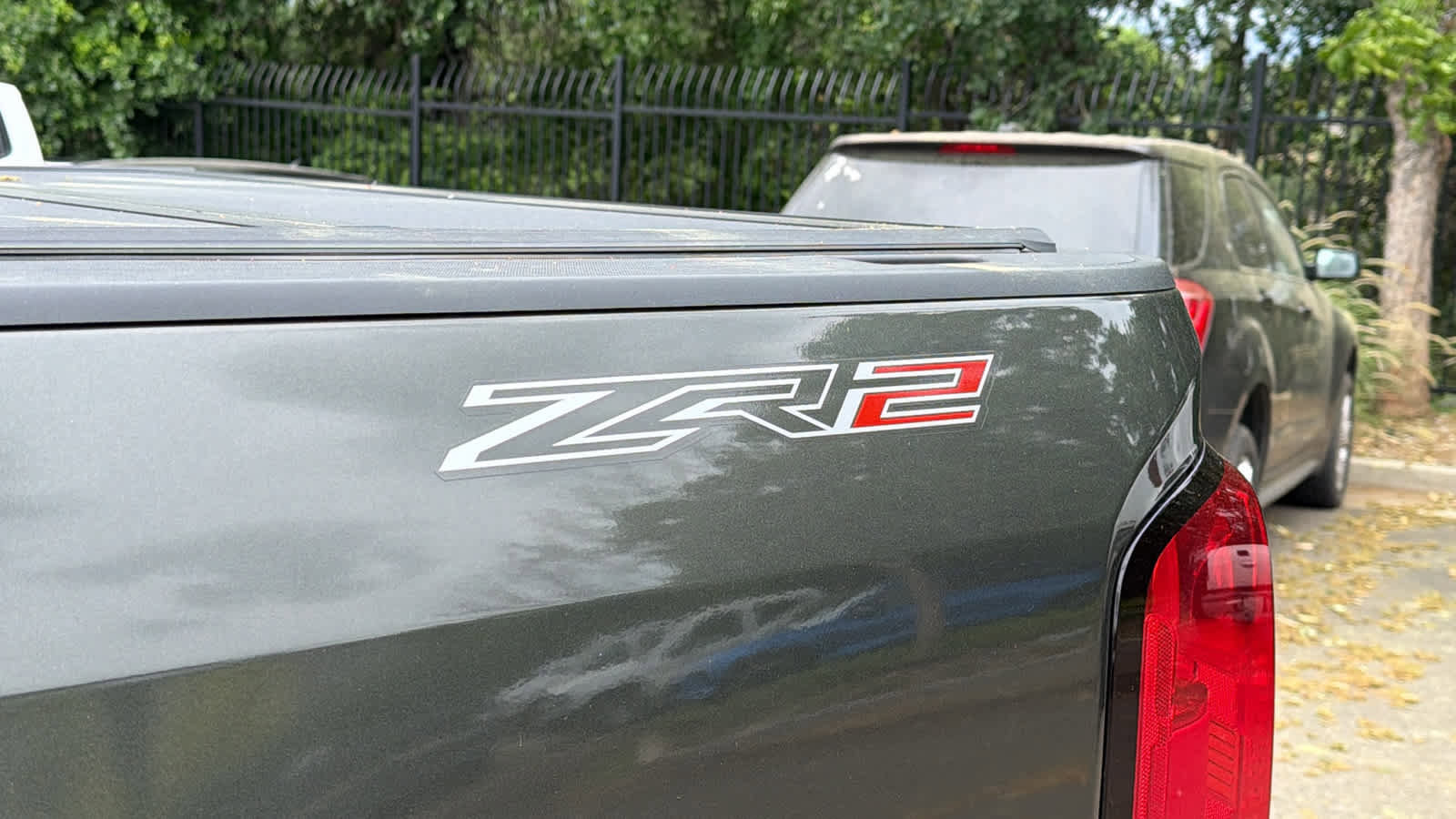 Used 2017 Chevrolet Colorado ZR2 image 19