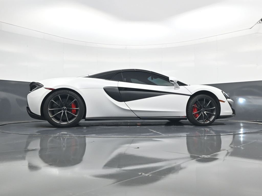Used 2019 McLaren 570S Spider image 25