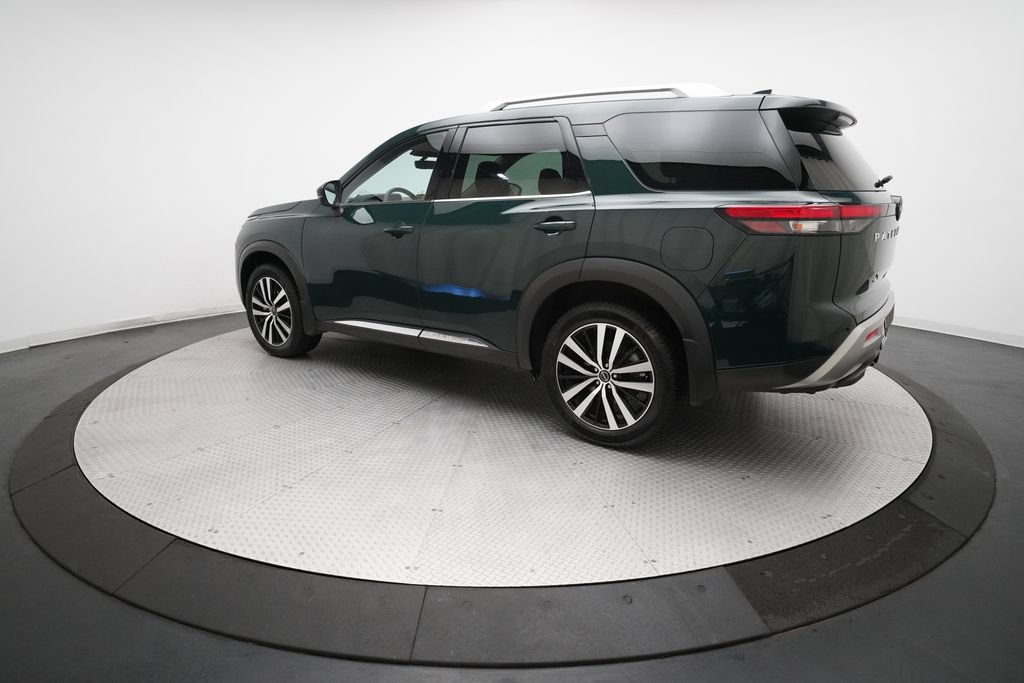 Used 2025 Nissan Pathfinder Platinum AWD/4WD image 34