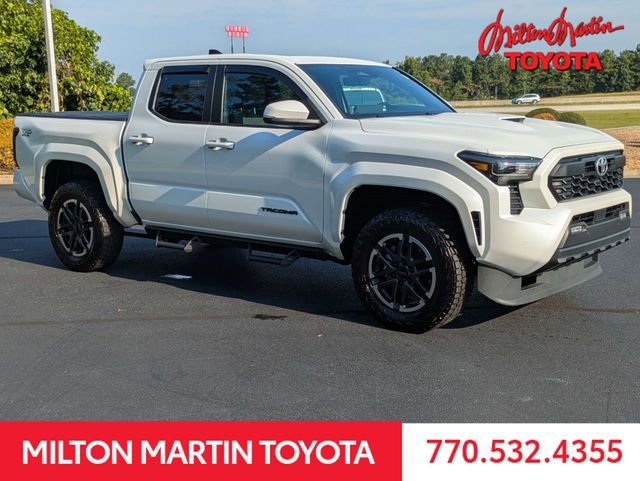 Used 2024 Toyota Tacoma TRD Sport w/ TRD Sport Upgrade Package