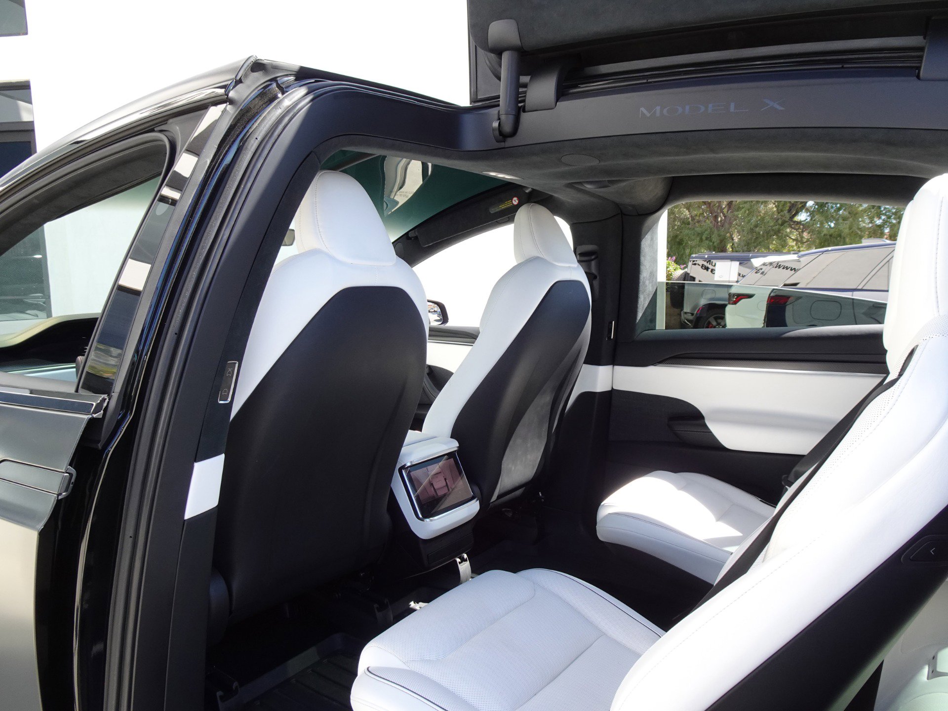 Used 2022 Tesla Model X Plaid AWD/4WD image 18