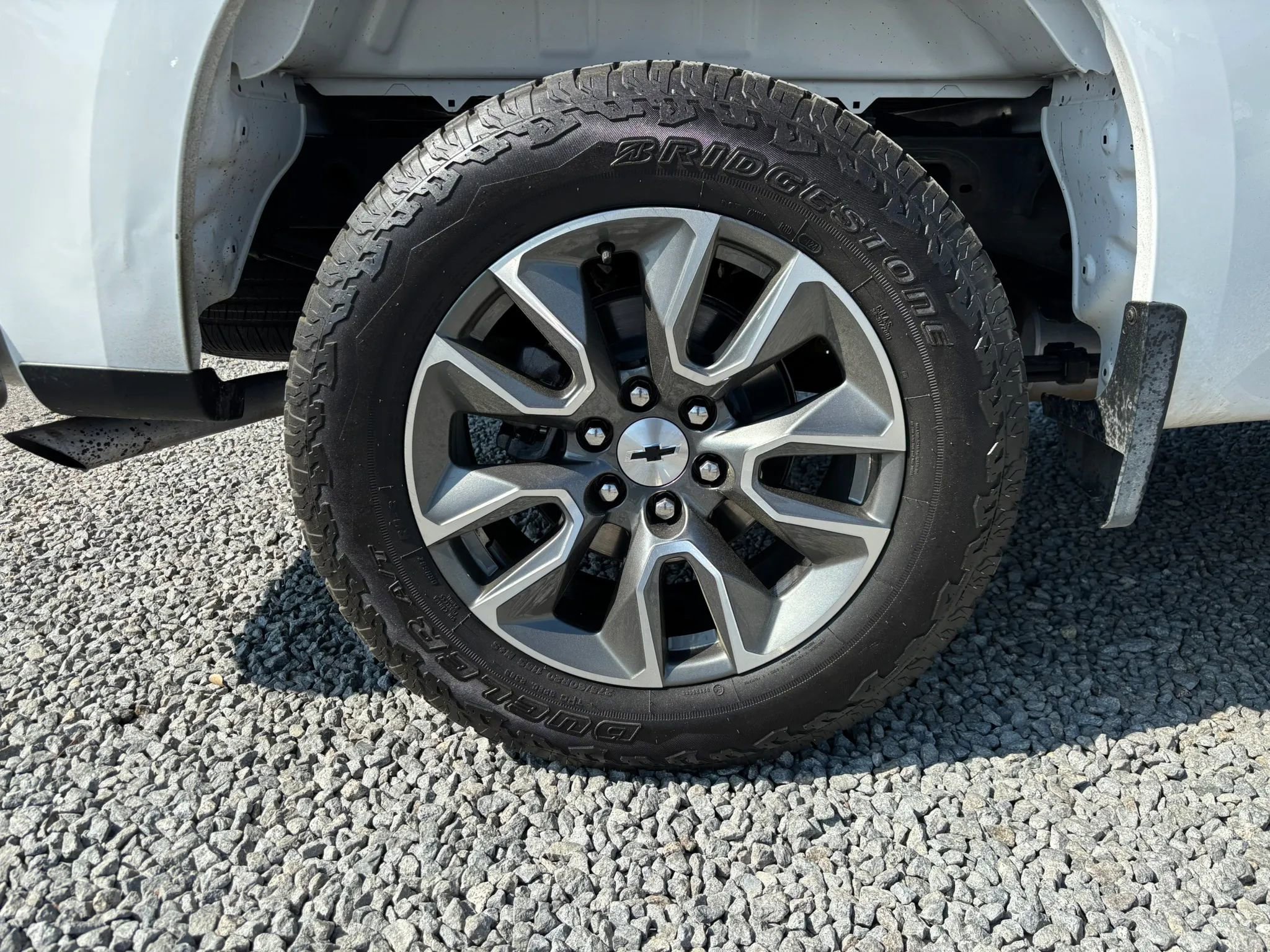 Used 2023 Chevrolet Silverado 1500 LT image 9