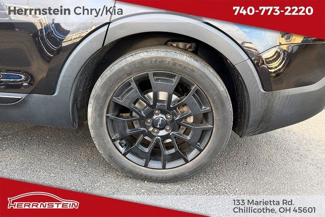 Used 2022 Kia Telluride SX w/ SX Prestige Package image 24