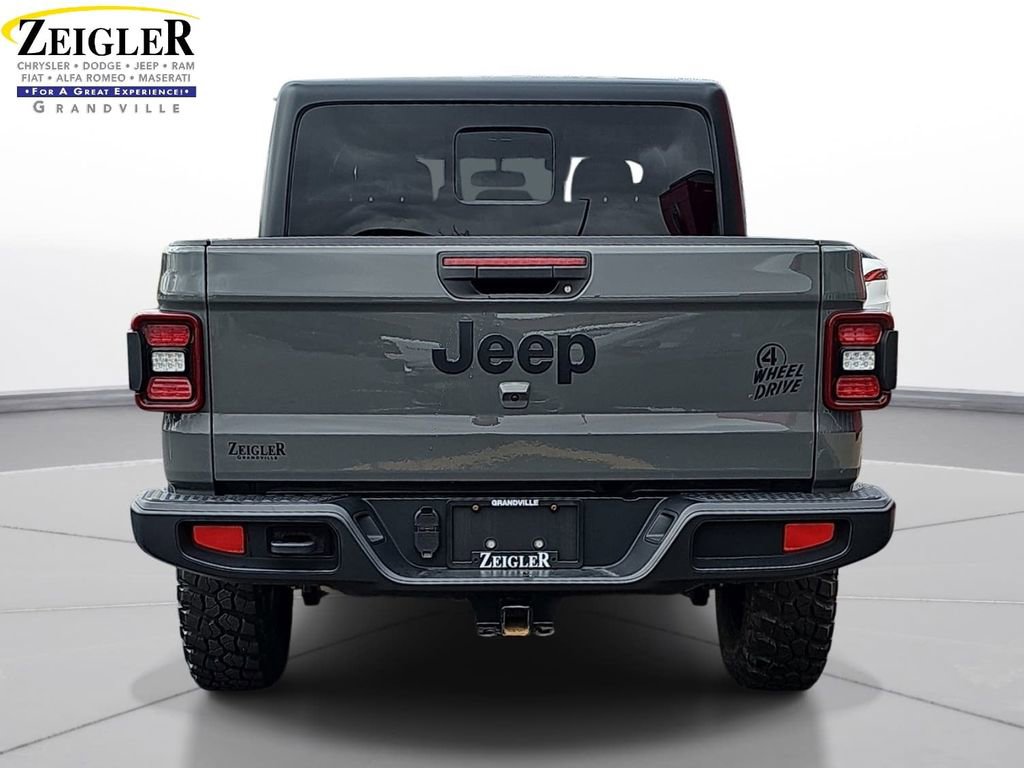 Used 2021 Jeep Gladiator Willys image 6