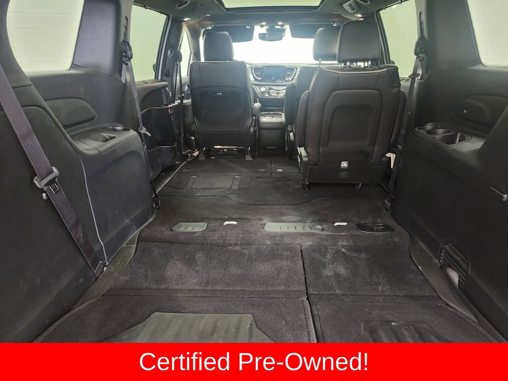 Used 2026 Chrysler Pacifica Limited image 32