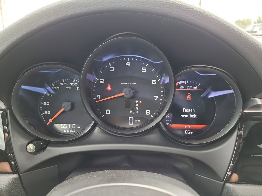 Used 2018 Porsche Macan image 28