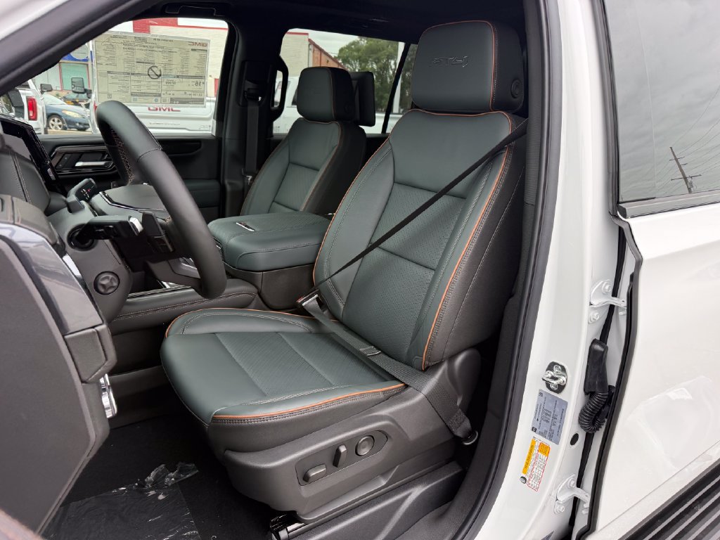 New 2026 GMC Yukon XL AT4 w/ AT4 Premium Plus Package AWD/4WD image 15