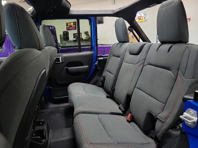New 2026 Jeep Wrangler Unlimited Rubicon AWD/4WD image 8