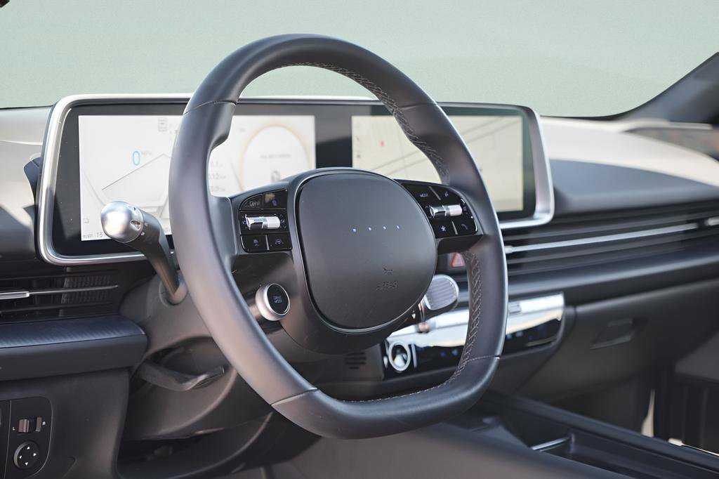 Used 2024 Hyundai Ioniq 6 SEL AWD/4WD image 24