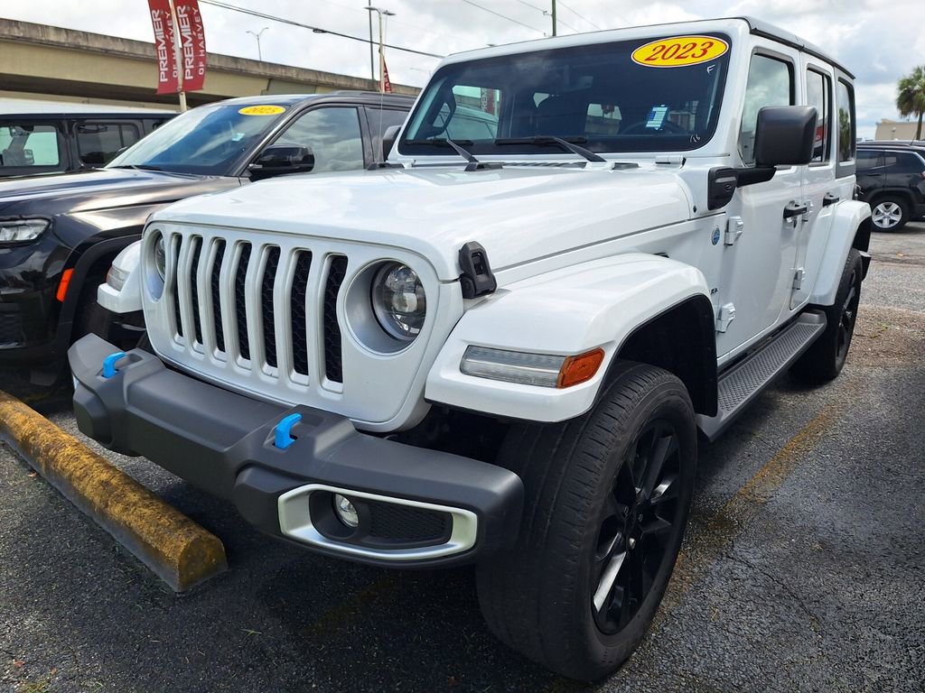 Used 2023 Jeep Wrangler Unlimited Sahara w/ Cold Weather Group AWD/4WD image 1