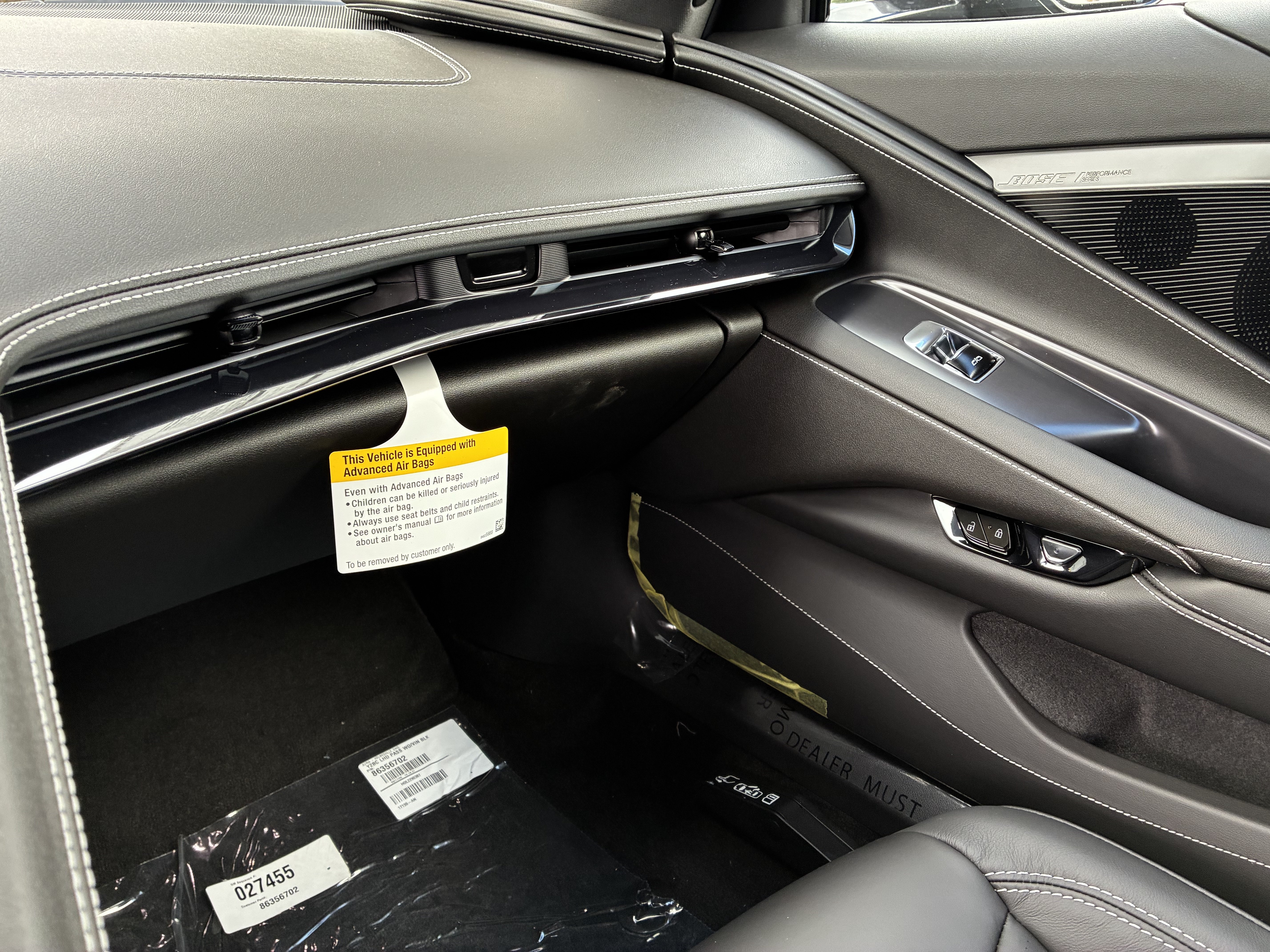 New 2027 Chevrolet Corvette Stingray Coupe w/ Stealth Interior Trim Package RWD image 33