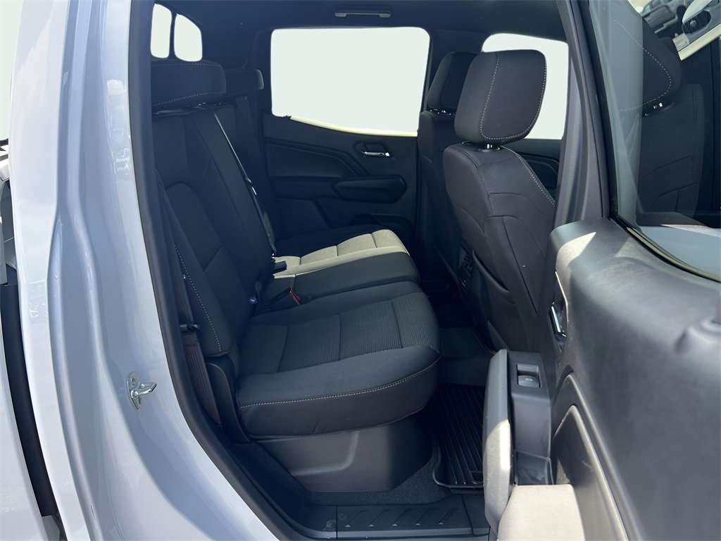 Used 2024 Chevrolet Colorado LT w/ LT Convenience Package image 13