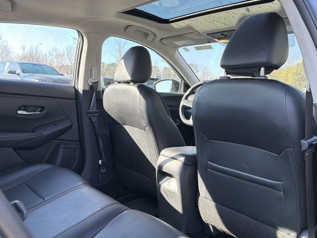 Used 2024 Nissan Sentra SR w/ SR Premium Package image 16